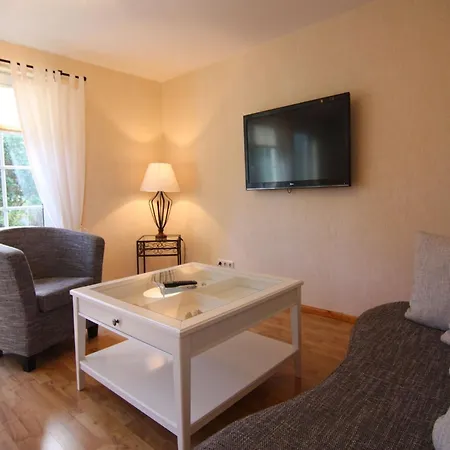 Appartementhaus Kathrin, Am Darss *