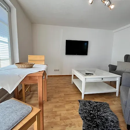 Appartementhaus Kathrin, Am Darss * Wieck